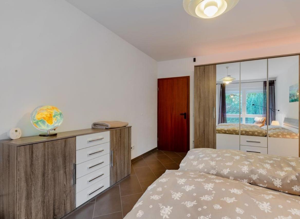 Modernes Apartment In Schoener Lage Dusseldorf Luaran gambar
